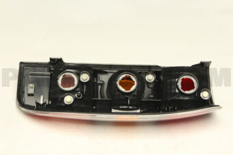 UR5651180C LENS &amp; BODY(L),RR COMB