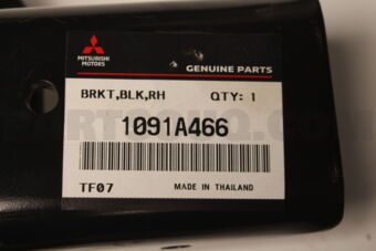 1091A466 Mitsubishi BRKT,C/BLK ENG MOUNTING,RH