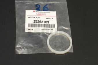 2526A183 SPACER,M/T OUTPUT SH