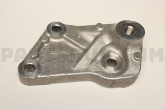 3517A020 BRACKET,RR DIFF FR SUPPORT
