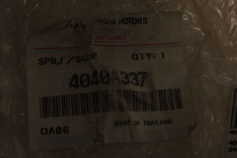 4040A337 Mitsubishi SPRING,FR SUSP COIL