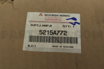 5215A772 SUPPORT,HEADLAMP,RH