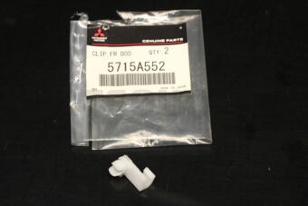 5715A552 CLIPFR DOOR LOCKING