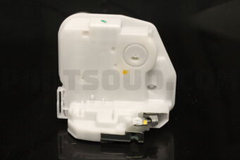 5715B260 LATCH,FR DOOR,RH