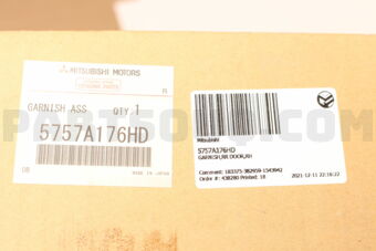 5757A176HD GARNISH,RR DOOR,RH