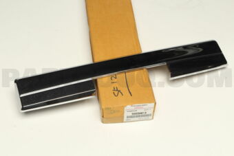 5933A013 GARNISH
