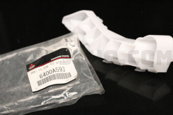 6400A593 HRKT,FR BUMPER SUPPORT,LH