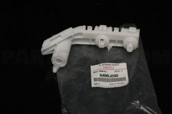 6400J288 BRKT,FR BUMPER SUPPO