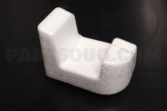6400J456 Mitsubishi CORE,FR BUMPER