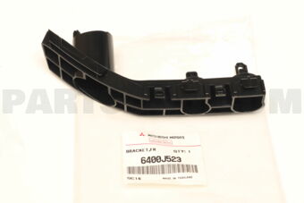 6400J523 BRACKET,FR BUMPER SI