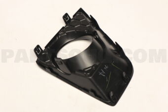 6400J774 Mitsubishi GARNISH,FR BUMPER,RH