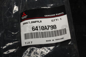 6410A798 BRKT,R/BMPR FACE SUPT,RH