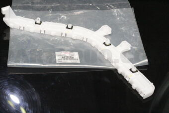 6410C434 BRACKET,RR BUMPER,RH