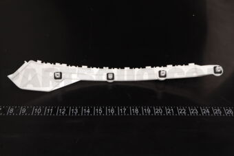 6410C989 BRKT,R/BMPR FACE SID