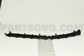 6410D772 BRACKET,RR BUMPER SI