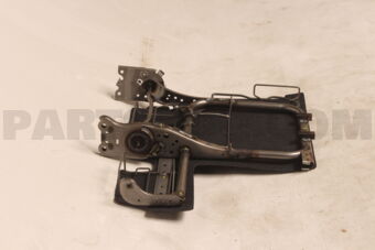 6902C880 FRAME,2ND SEAT BACK,RH