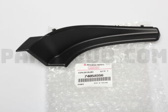 7405A556 COVER,FR DECK,RH