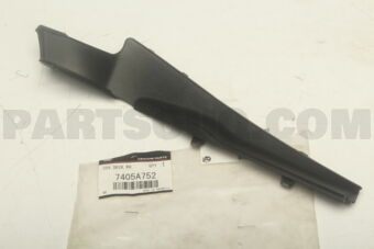 7405A752 COVER,FR DECK,RH