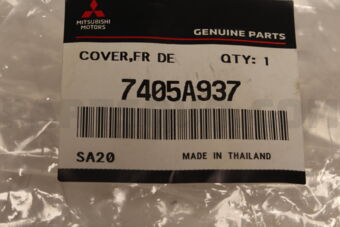 7405A937 COVER,FR DECK,LH