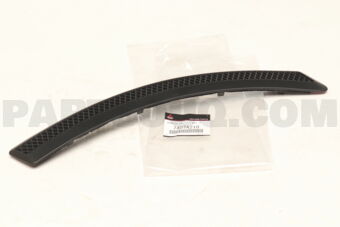 7407A210 GARNISH,FR FENDER,RH