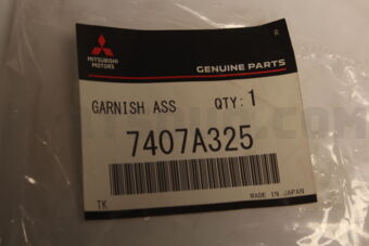 7407A325 GARNISH,FR DOOR SASH