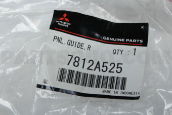 7812A525 PANEL,AIR GUIDE,RH