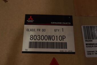 80300W010P GLASS,FR DOOR WINDOW,RH
