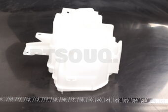 8260A582 Mitsubishi TANK,WINDSHIELD WASHER