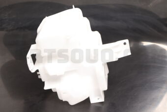 8260A582 Mitsubishi TANK,WINDSHIELD WASHER