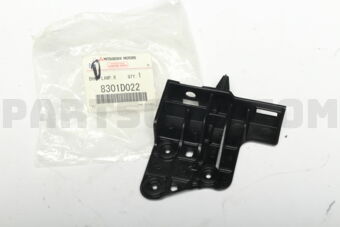 8301D022 BRACKET,HEADLAMP,RH