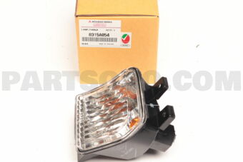 8315A054 LAMP ASSY,T/SIG,FR R