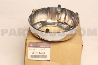 8321A498 BEZEL,FR FOG LAMP,RH