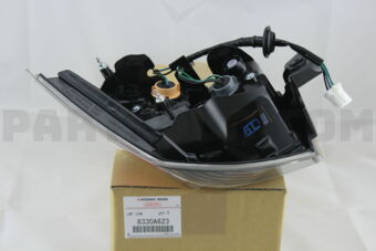 8330A623 LAMP ASSY,COMB,RR LH