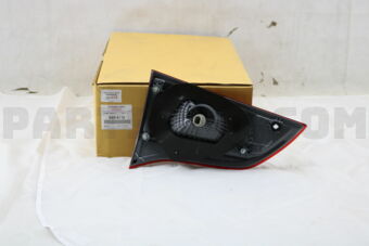 8331A112 LAMP ASSY,TAIL,RH