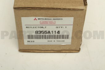 8355A114 REFLECTOR,TAIL LAMP