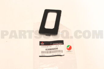 8390A039 Mitsubishi COVER,RR COMBINATION LAMP