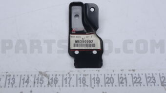 MB390902 Mitsubishi BRACKET,ACCEL PEDAL