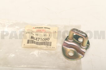 MB421090 STRIKER,RR DOOR LATCH