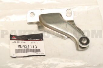 MB421113 ARM,RR DOOR UPR ROLLER,LH