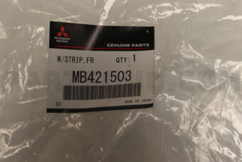 MB421503 W/STRIP,FR DOOR OPEN