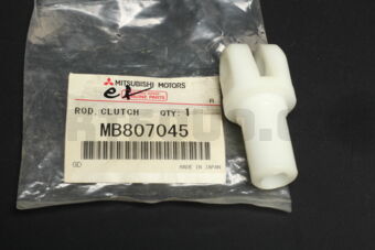 MB807045 ROD,CLUTCH PEDAL RTN SPR