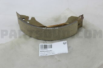 MB858667 SHOE & LINING ASSY