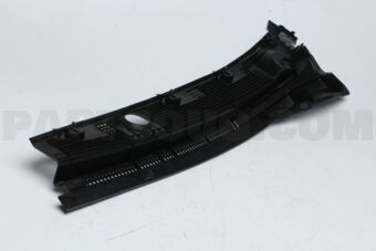 MB893069 GARNISH,FR DECK,RH