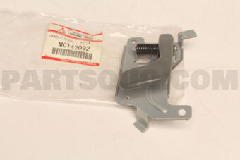 MC142092 HANDLE,FR DOOR INSIDE,RH