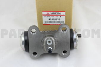 MC818233 CYLINDER ASSY,RR BRAKE