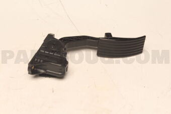 MK567902 PEDAL,ACCEL LHD