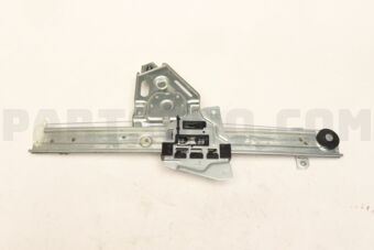 MN117067 REGULATOR,R/DR WINDO