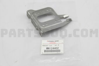 MN124402 BRACKETAUDIO EQUIPRH