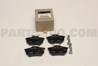 MN125772 Mitsubishi PAD SET,RR BRAKE
