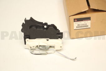 MN159936 LATCH,FR DOOR,RH